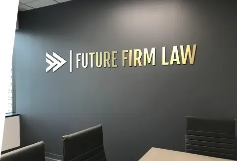Amazing Signs LLC: The Role of Commercial Signage in Tampa’s Competitive Business Landscape