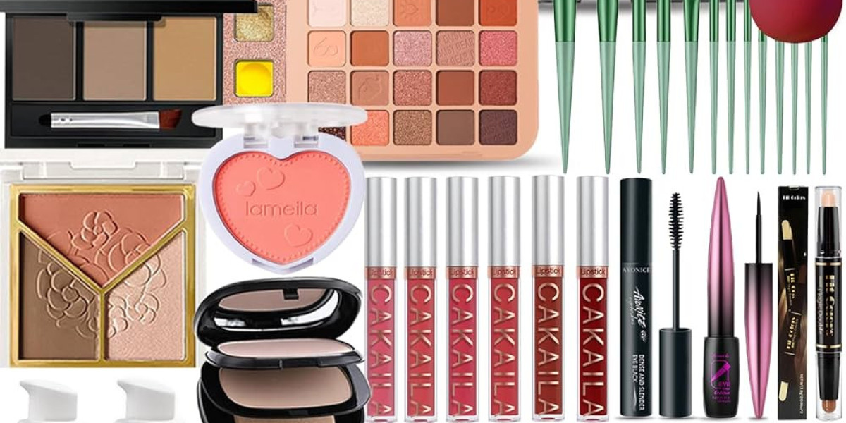 Exploring the World of Glitter Eyeshadows: Shades, Textures, and Trends