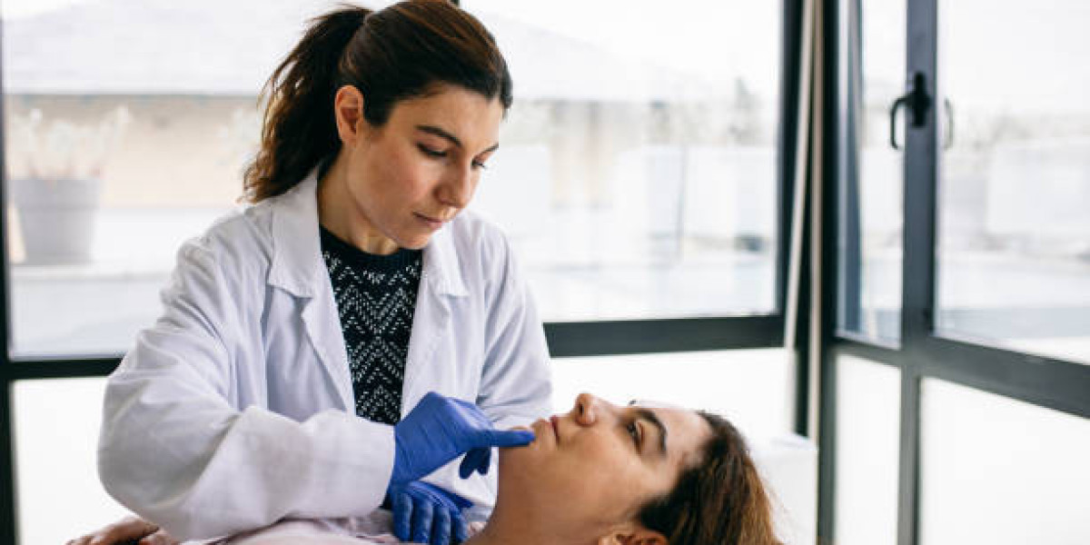 What Makes a Plastic Surgeon in Riyadh Stand Out?