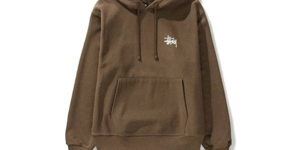 Stussy Clothing: A Complete Style Guide for Men and Women
