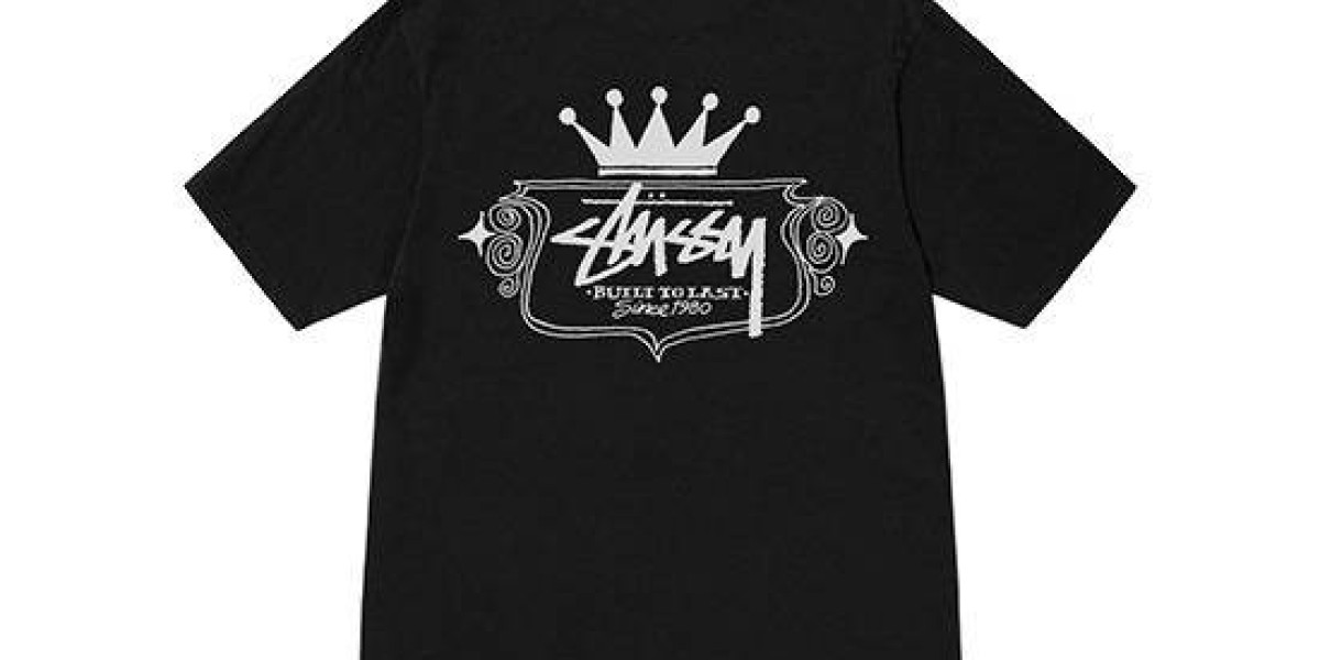 Why Stussy Clothing is Trending in 2025