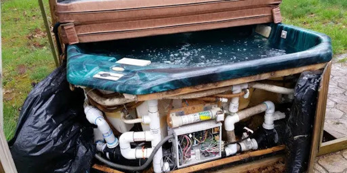 How Austin Hot Tub Repair Pros Deal with Problems with Jets, Leaks, and Heaters