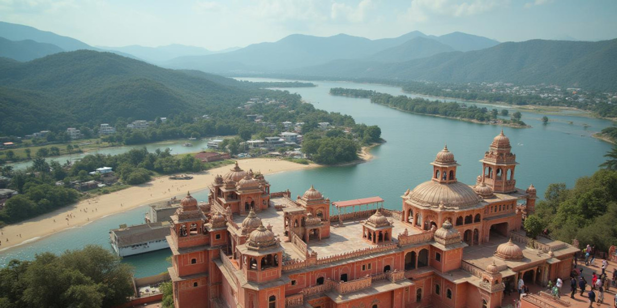 Top 10 Travel Booking Platforms in India for 2025