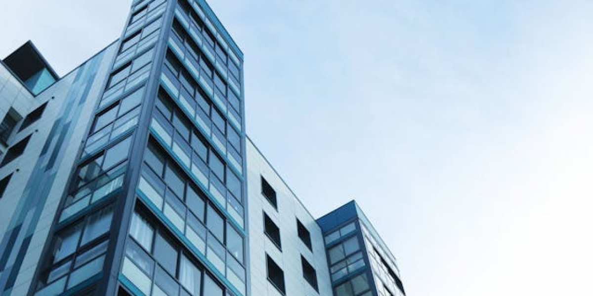 Real Estate Agents in Vasant Vihar: Your Gateway to Elite Residential Living