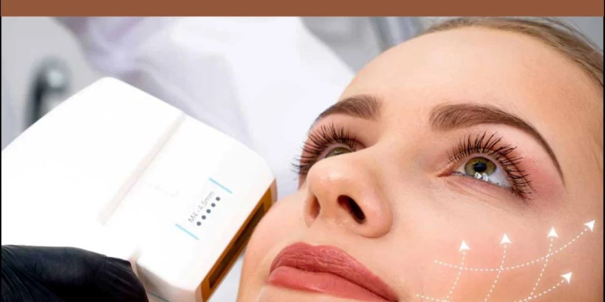 Aayna Clinic – Advanced Skin Treatment Clinic in Delhi for Flawless Skin