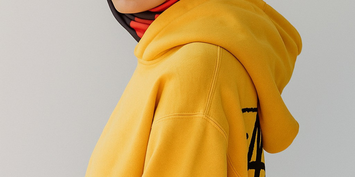 Stussy Sweatshirts Giving Comfort With Everyday Street Style