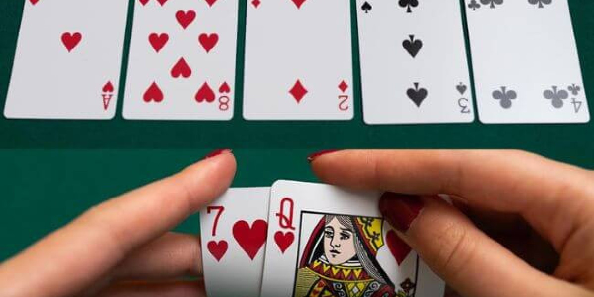 Tâm Lý Học Cược Flush: Cách "Đọc Vị" Đối Thủ Tại Bàn Poker Vegas79