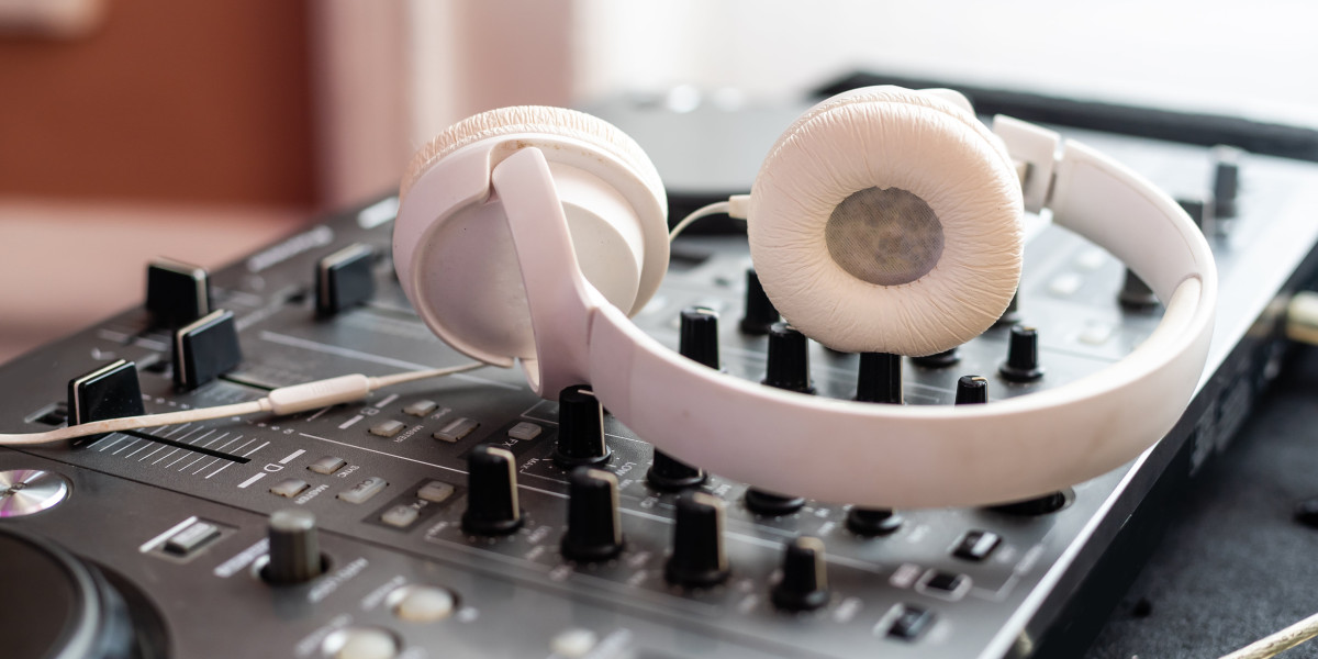 A Step-By Step Guide To Headphones