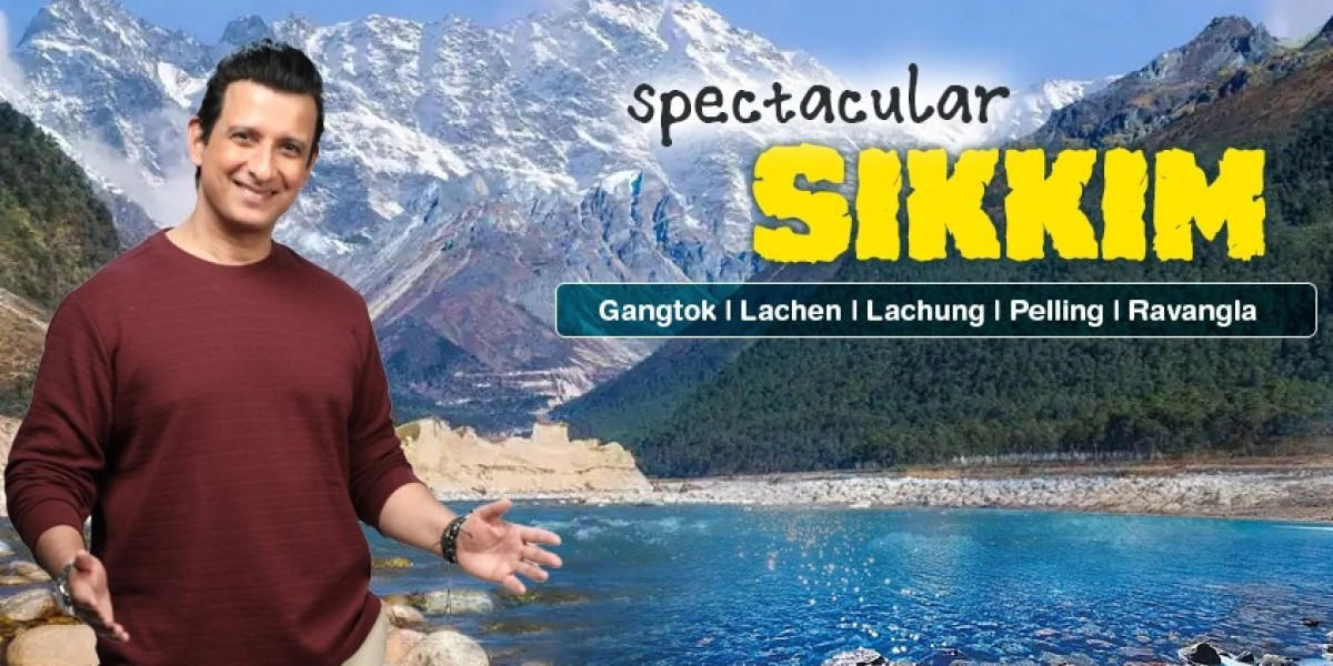 Experience the Sunrise Magic of Kanchenjunga on a Darjeeling Gangtok Package Tour from NJP