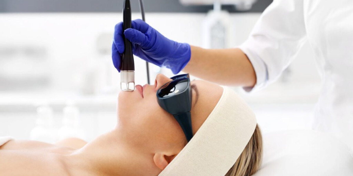 Why More People Are Choosing Laser Skincare Treatments