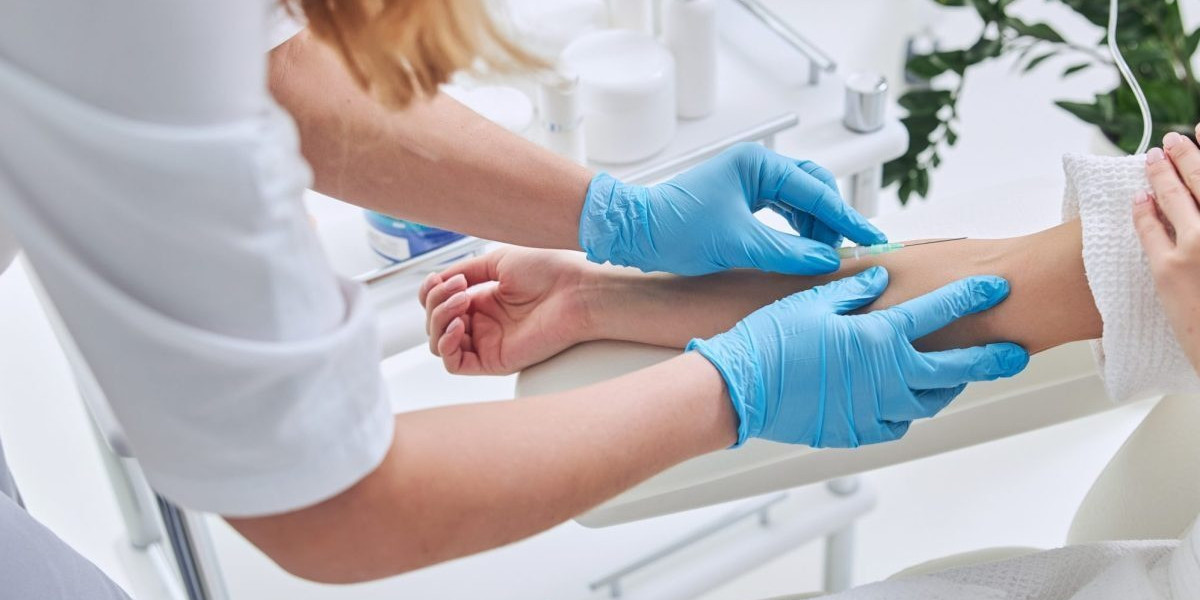 When Is the Right Time for a Blood Test at Home in Dubai?